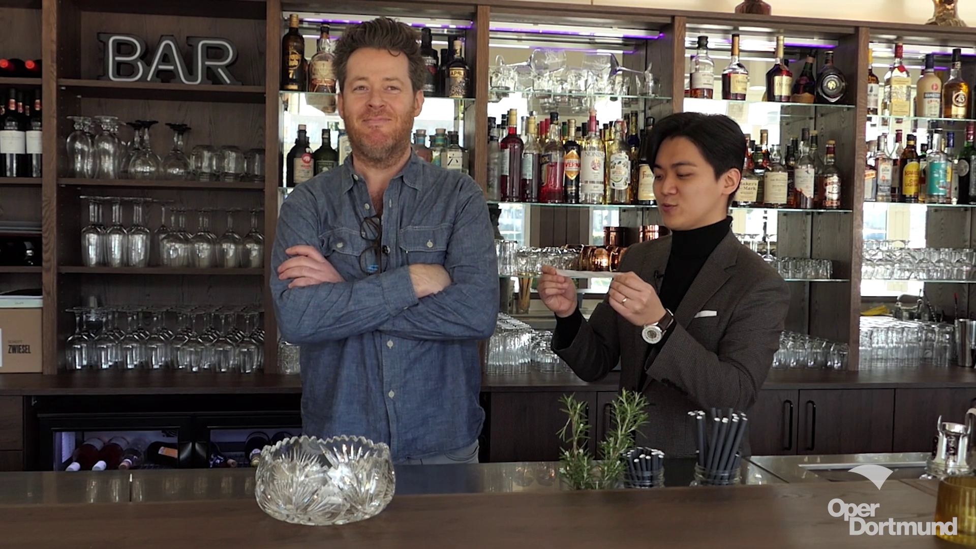 Theaterbar-Talk mit Morgan Moody & Daegyun Jeong („Nixon in China“)